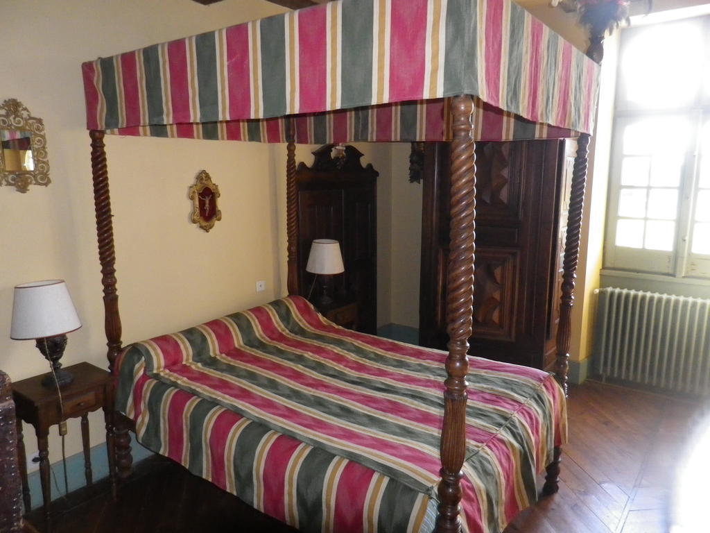 Chambres Et Table D'Hotes Manoir Capcazal De Pachiou Mimbaste Exterior foto